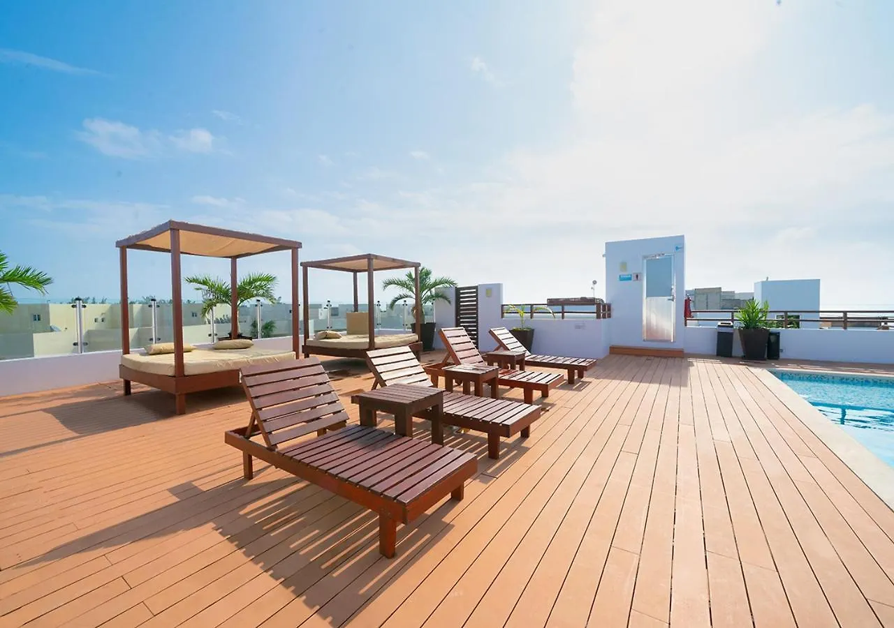 Beachside Condo With 2 Bedroom Rooftop, Pool - At Casa Del Mar, Condo Clara Playa del Carmen Holiday home